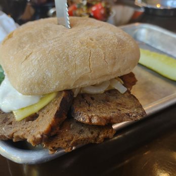 Station No 3 - Benton Park - Brisket Sandwich - Gastropubs Near Me - St. Louis, Missouri