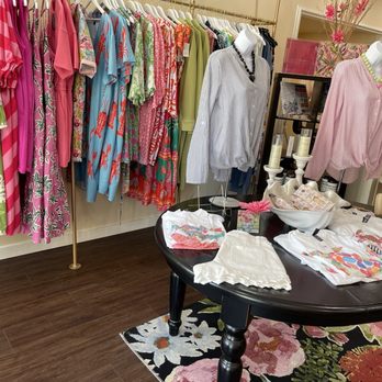 A little Something - Summer Pieces - Flowers & Gifts Near Me - Norfolk, Virginia A little Something - Summer Pieces - Flowers & Gifts Near Me - Norfolk, Virginia