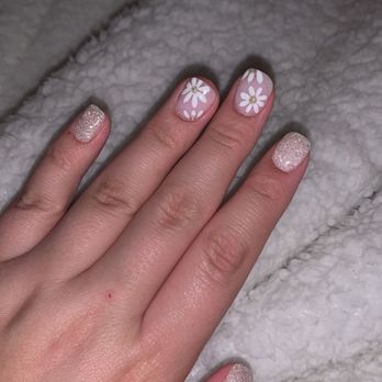 STAR NAIL SPA SALON - Updated January 2025 - 12 Photos - 2015 Jefferson