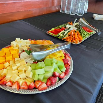 Weber Grill Restaurant - Buffet appetizers - Barbeque Near Me - Schaumburg, Illinois