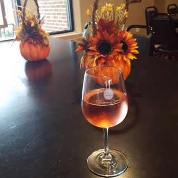 Sharon James Cellars - Wine Bars Near Me - Geauga, Ohio