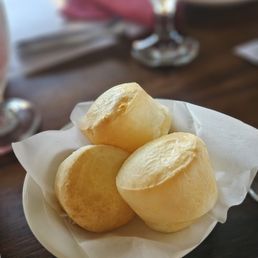 Free puffy cheese puffs! Free puffy cheese puffs!