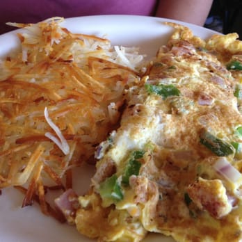 Big Daddy Ross's Cafe - Denver omelette with hash browns - Breakfast & Brunch Near Me - Bay Point, California