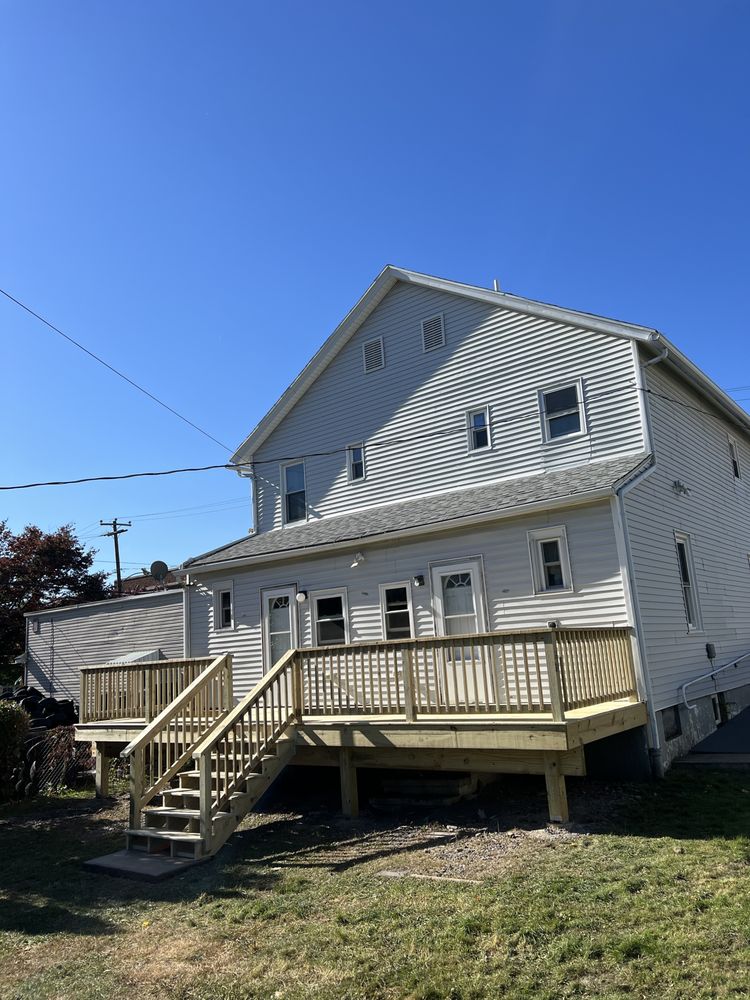 Slide of Top Dog Renovations