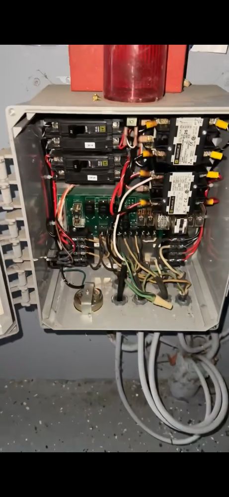 Slide of Saul’s Top Electric