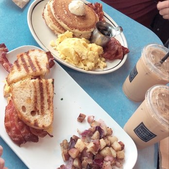 Corner Bakery Cafe - Bacon & Cheddar Panini Buttermilk Pancakes with Eggs & Bacon - Breakfast & Brunch Near Me - Tukwila, Washington