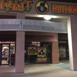 Spirit  Halloween - The shop