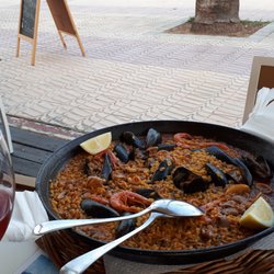 Chiringuito Robert's - Marisco Paella