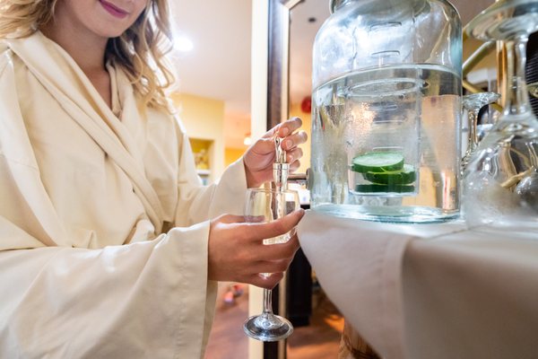 BEAR MOUNTAIN SPA - 50 Photos & 44 Reviews - 3020 Seven Lakes Dr, Bear