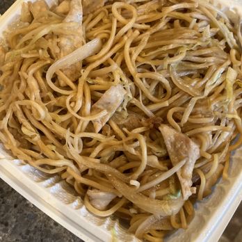 Furi Chinese Restaurant - Does this look like Chow Mein?????? Not to me it's disgusting! - Cantonese Near Me - Edmonds, Washington