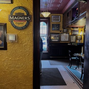 Kitty Hoynes Irish Pub and Restaurant - Entrance - Irish Near Me - Syracuse, New York Kitty Hoynes Irish Pub and Restaurant - Entrance - Irish Near Me - Syracuse, New York