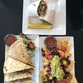 Chomp - Veggie Quesadilla, vegan nachos and buffalo cauliflower wrap - American Near Me - Rochester, Michigan