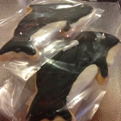 San Juan Island Library - Whale whale whale, what do we have here? Coffee shop cookies :)