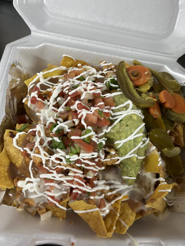 Los Compas Taco Zone