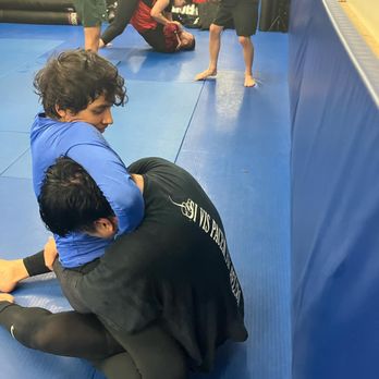Elite Training Center - two guys in a self defense training class - Kickboxing Near Me - Redondo Beach, California