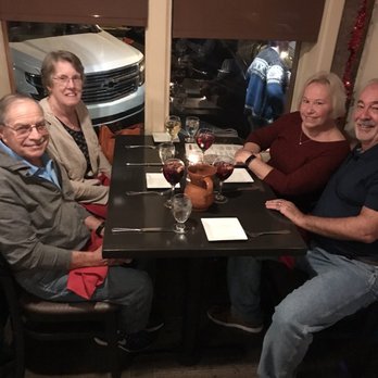 España Restaurant & Tapas - Enjoying a dinner with friends. - Spanish Near Me - Fernandina Beach, Florida España Restaurant & Tapas - Enjoying a dinner with friends. - Spanish Near Me - Fernandina Beach, Florida