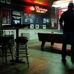 Grady's 66 Pub - Pool tables available