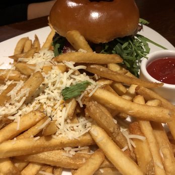North Harbor Club - Burger - New American Near Me - Davidson, North Carolina