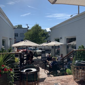 Sagtown Coffee - Outdoor seating - Coffee & Tea Near Me - Sag Harbor, New York Sagtown Coffee - Outdoor seating - Coffee & Tea Near Me - Sag Harbor, New York
