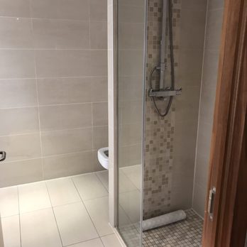 Ashling Hotel - Bathroom - Hotels Near Me - Dublin, D