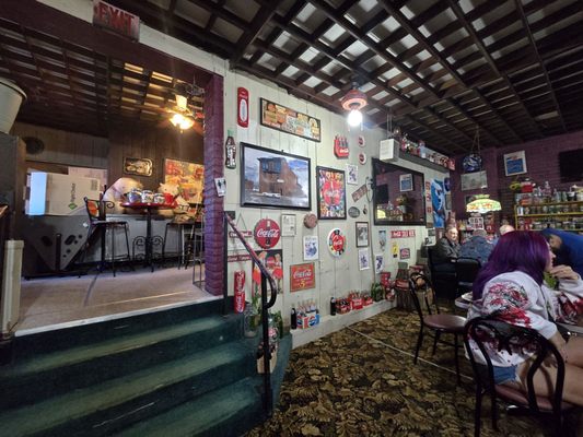 Annie's Cafe by null