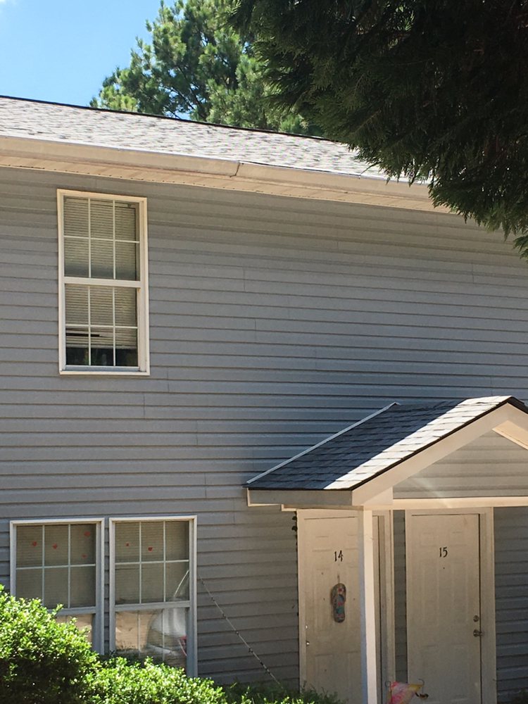 Slide of Rylee Roofing & Construction