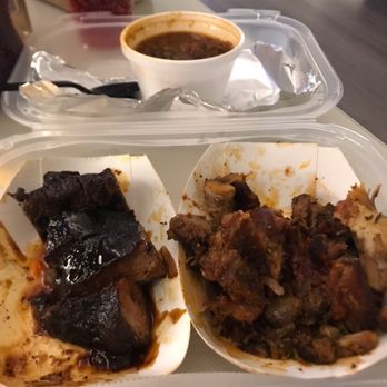 Chester's Barbecue - Burnt ends, boneless ribs, chili (some of the burnt ends were eaten) - Barbeque Near Me - Groton, Connecticut