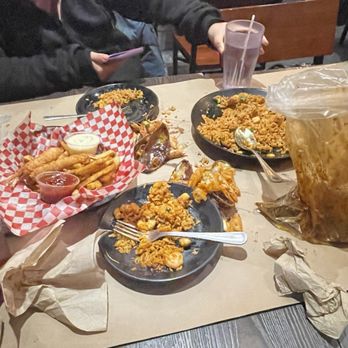 The Captain's Boil - Never got a bucket so we had to dump our waist on the table - Cajun/Creole Near Me - Toronto, Ontario The Captain's Boil - Never got a bucket so we had to dump our waist on the table - Cajun/Creole Near Me - Toronto, Ontario