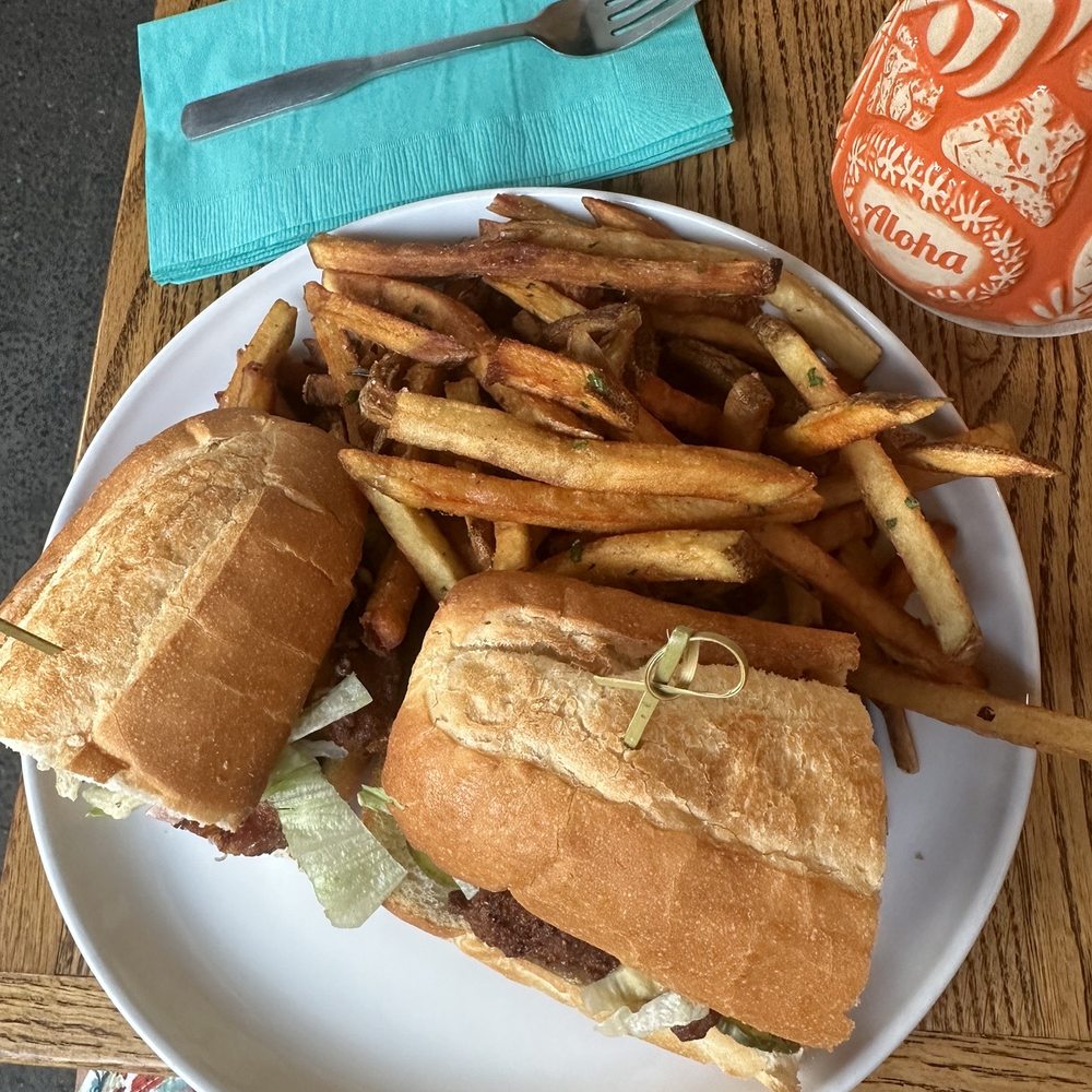 Hidden Harbor - Shrimp po boy - Cocktail Bars Near Me - Pittsburgh, Pennsylvania Hidden Harbor - Shrimp po boy - Cocktail Bars Near Me - Pittsburgh, Pennsylvania