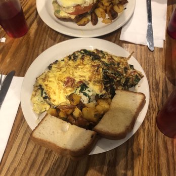 Strawberry Place - Breakfast & Brunch Near Me - Nyack, New York