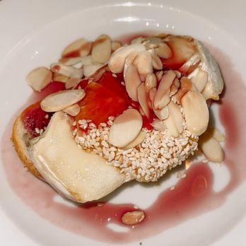 Isabella's - Brie cheese and berry crustini - Tapas/Small Plates Near Me - Frederick, Maryland
