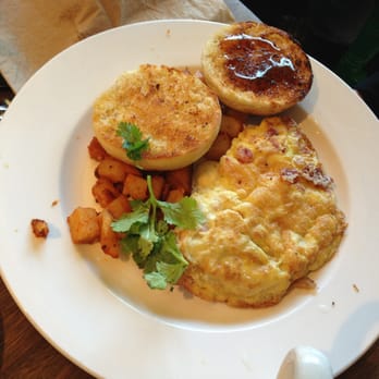 Cafe Pasqual's - 2 eggs omelet - Vegetarian Near Me - Santa Fe, New Mexico