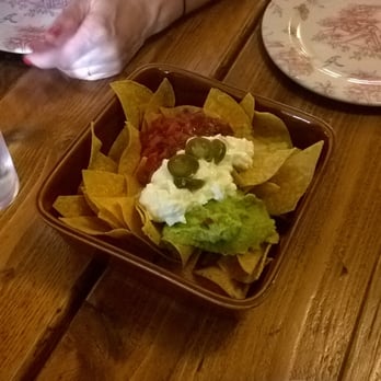 Deacon Brodies Tavern - Large nachos - Pubs Near Me - Edinburgh, EDH