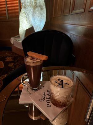 Polar Bar by null