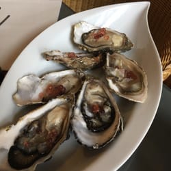 Coquille d'Oeuf - Oysters with caviar