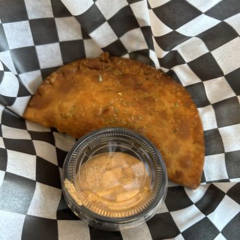 JUNEBUG CAFE - Updated October 2025 - 228 Photos & 90 Reviews - 4042 N ...