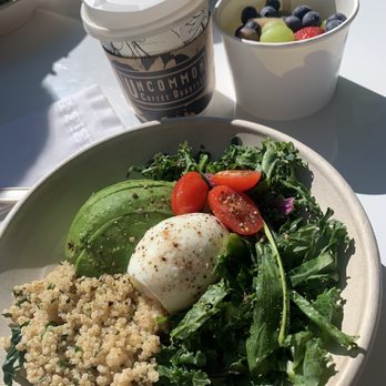 Lake Shore Resort - Protein bowl breakfast - Resorts Near Me - Saugatuck, Michigan