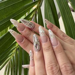 Garden Nails