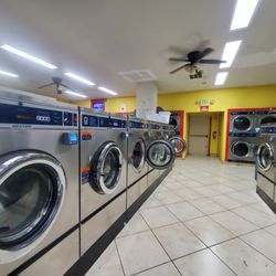 Xpressway Laundromat - Washers