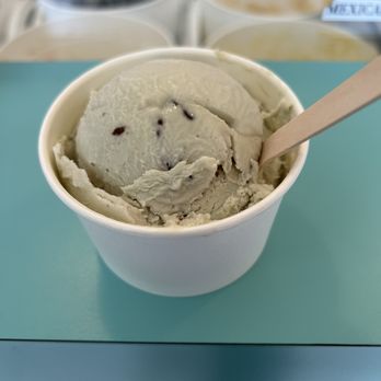 Crema Ice Cream - Ice Cream & Frozen Yogurt Near Me - Burnaby, British Columbia Crema Ice Cream - Ice Cream & Frozen Yogurt Near Me - Burnaby, British Columbia