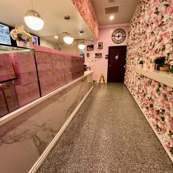 Mochi D---h - Inside - Donuts Near Me - Garden Grove, California Mochi D---h - Inside - Donuts Near Me - Garden Grove, California