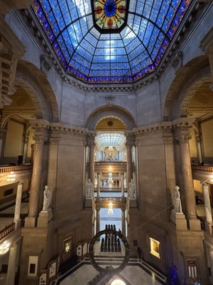 Indiana Statehouse by null