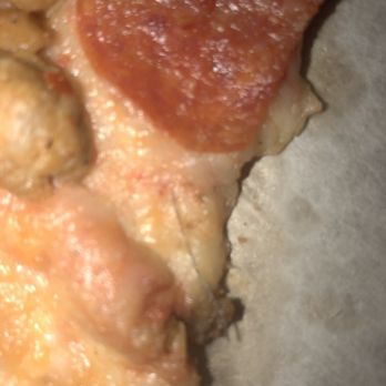 Da Vinci's Pizza - This was when I opened the box and later found a hair in the same slice of pizza - Pizza Near Me - Charlotte, North Carolina Da Vinci's Pizza - This was when I opened the box and later found a hair in the same slice of pizza - Pizza Near Me - Charlotte, North Carolina