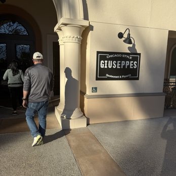 Guiseppes - Italian Near Me - Palm Desert, California