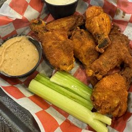 Wings with Ranch dressing and Smack Bird sauce Wings with Ranch dressing and Smack Bird sauce