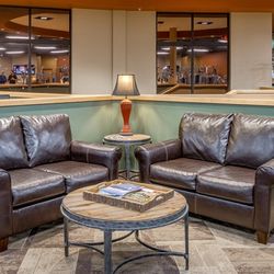 PEAK Health & Wellness Center Hayden offers modern recovery amenities supporting muscle relief, stress reduction, and holisti...