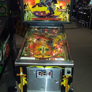 Pinballz Kingdom - Black Knight! - Arcades Near Me - Buda, Texas