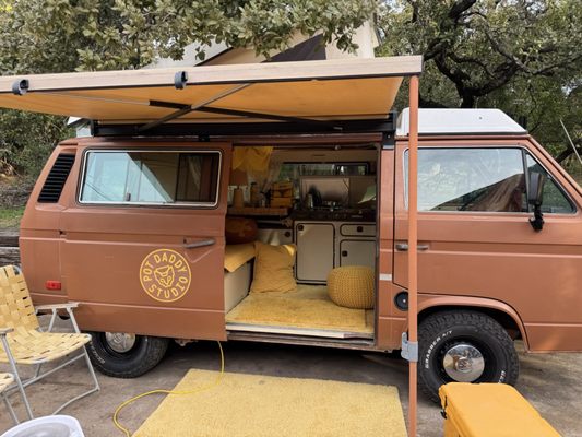 Pot Daddy Studio by null