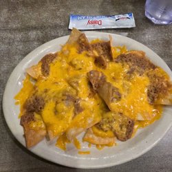 Circle G Restaurant - Bean and cheese nachos
