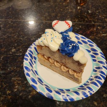 Silver Drop Cakes - Desserts Near Me Silver Drop Cakes - Desserts Near Me